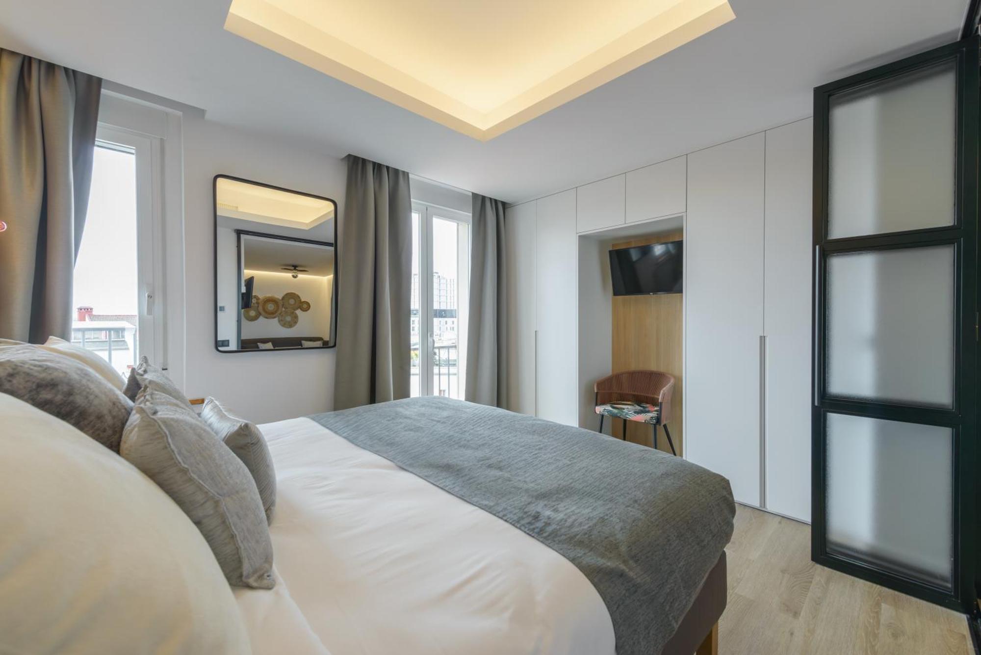 Gran Via Capitals By Monaro***** Apartment Madrid Luaran gambar