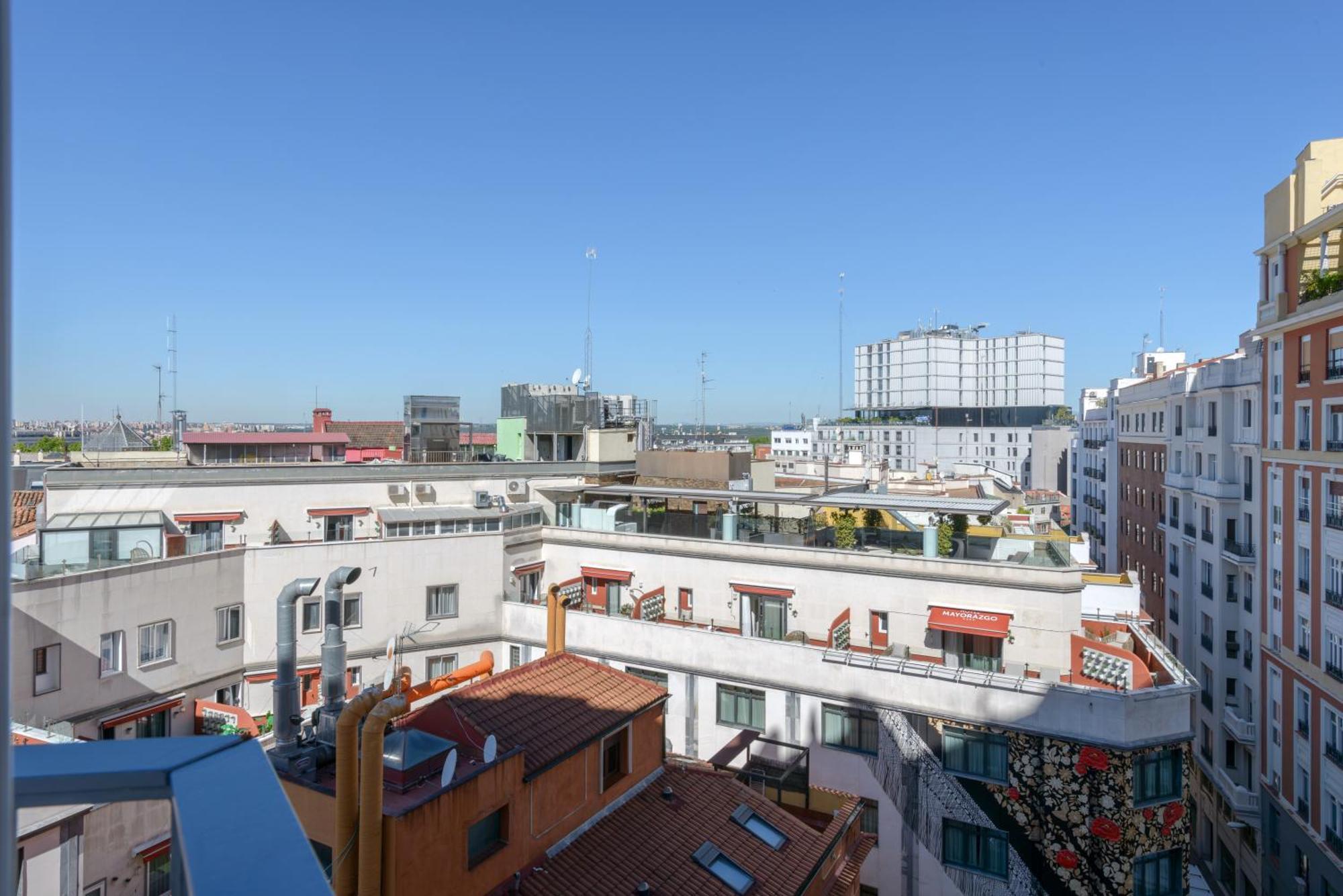 Gran Via Capitals By Monaro***** Apartment Madrid Luaran gambar