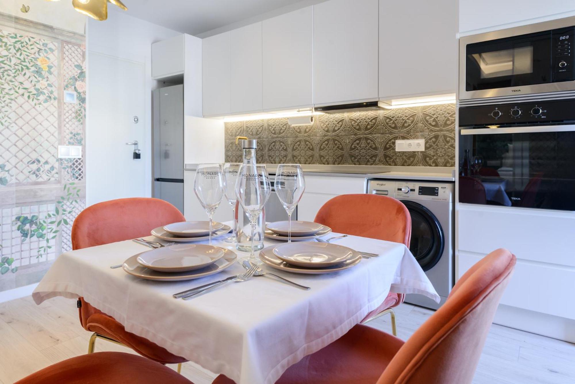 Gran Via Capitals By Monaro***** Apartment Madrid Luaran gambar