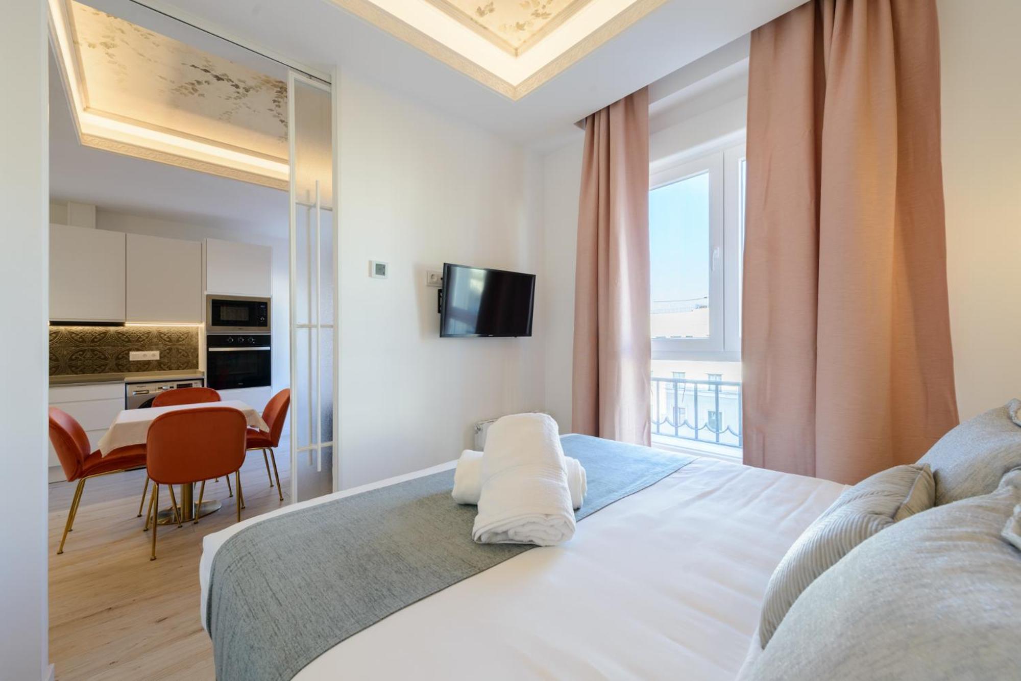 Gran Via Capitals By Monaro***** Apartment Madrid Luaran gambar